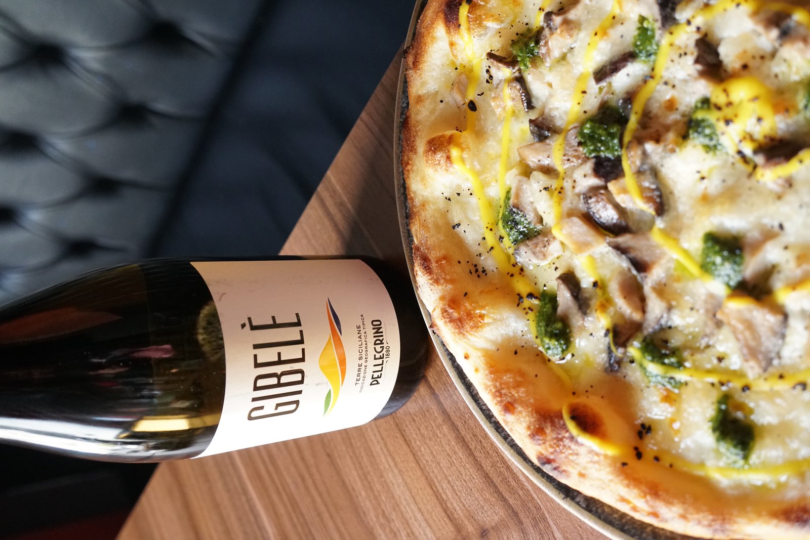 Pizza ai Cardoncelli con Gibelè Pepe Nero